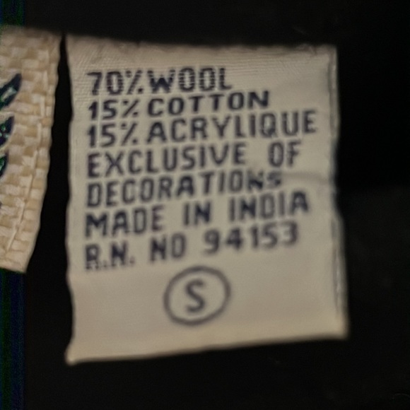 Christmas vest. Black and white w embroiled on reindeer. So festive!! Sz S EUC - Picture 6 of 7